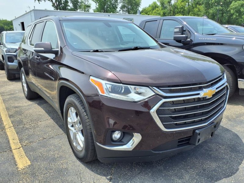 Used 2021 Chevrolet Traverse LT w/ LPO, Floor Liner Package image 1