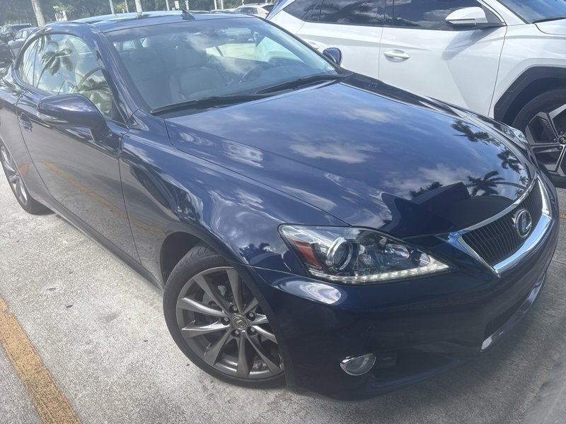 Used 2015 Lexus IS 250C image 1