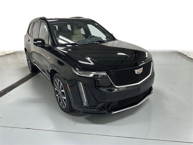 Certified 2023 Cadillac XT6 Sport image 1