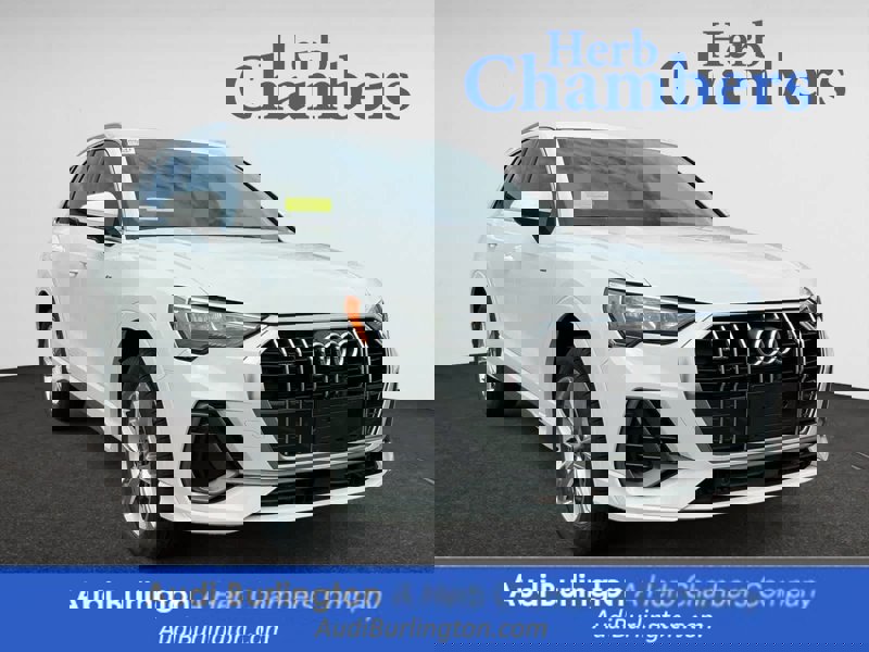 Certified 2022 Audi Q3 2.0T Premium image 1