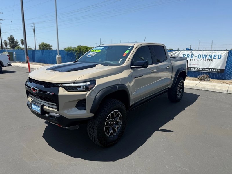 Certified 2024 Chevrolet Colorado ZR2 w/ Technology Package image 1