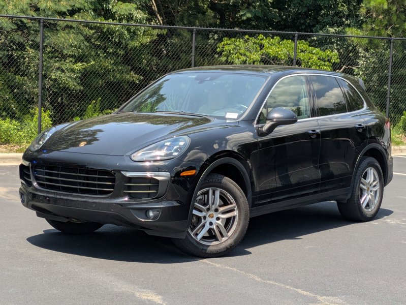 Certified 2016 Porsche Cayenne image 1