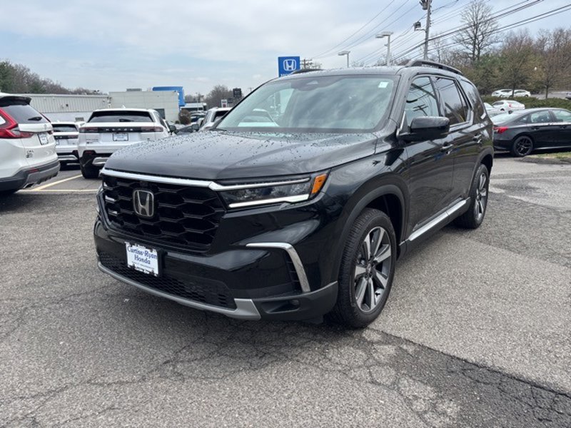 Certified 2025 Honda Pilot Elite image 1