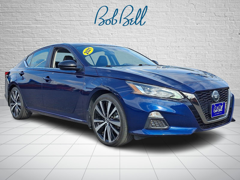 Used 2021 Nissan Altima 2.5 SR image 1