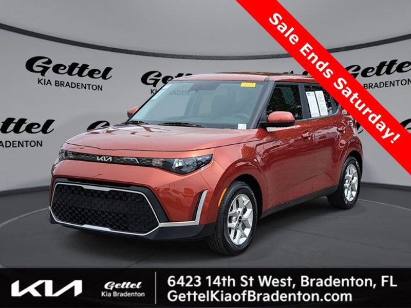 Used 2023 Kia Soul LX w/ LX Technology Package image 1
