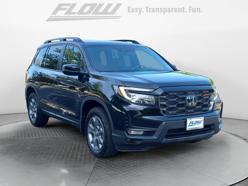Used 2025 Honda Passport TrailSport image 1