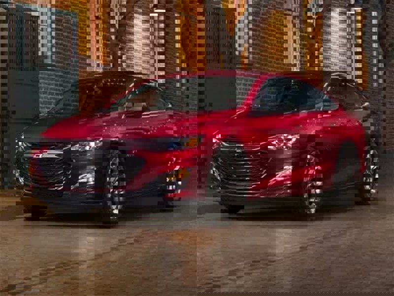Used 2022 Chevrolet Malibu LT image 1