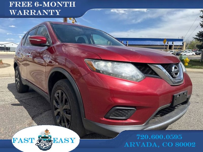 Used 2015 Nissan Rogue S w/ S Family Package image 1