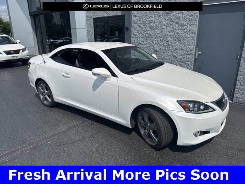 Used 2011 Lexus IS 250C image 1