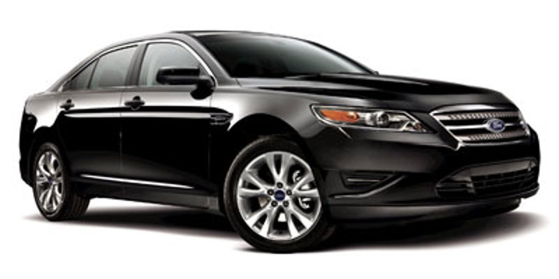 Used 2013 Ford Taurus SEL image 1