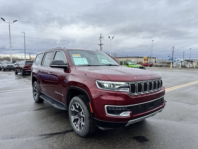 Certified 2023 Jeep Wagoneer Series III w/ Preferred Equipment Group image 1