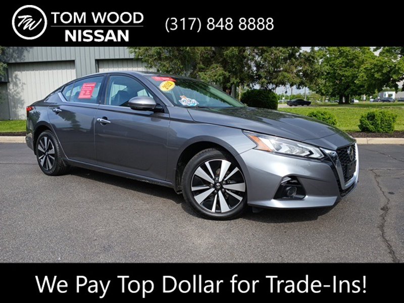 Certified 2021 Nissan Altima 2.5 SL image 1