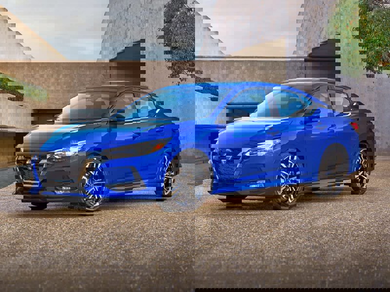 Used 2022 Nissan Sentra SV image 1