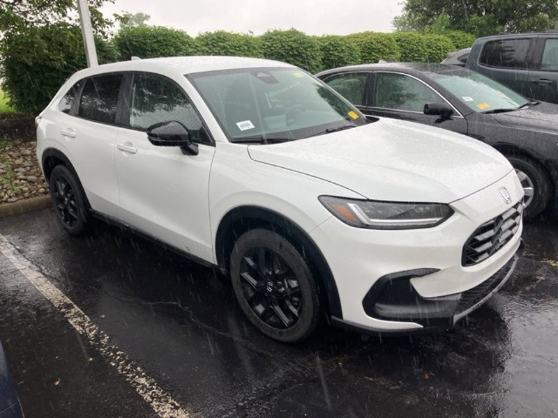 Certified 2023 Honda HR-V Sport image 1