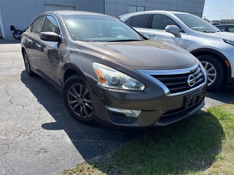 Used 2015 Nissan Altima 2.5 S w/ Special Edition Package image 1