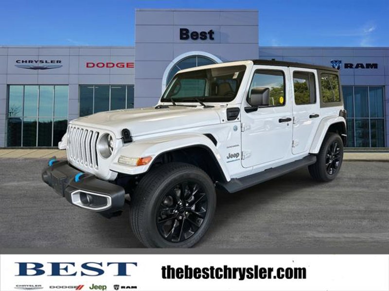 Certified 2023 Jeep Wrangler Sahara w/ Cold Weather Group image 1