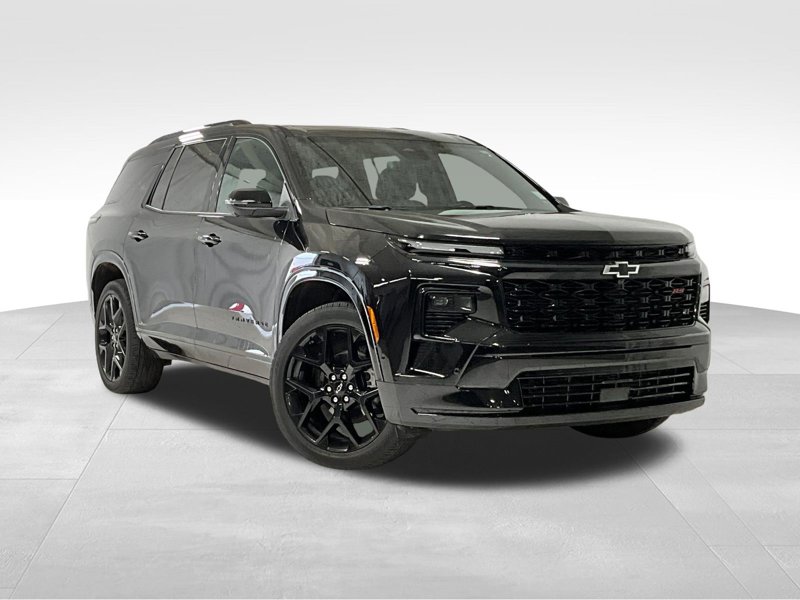 Certified 2024 Chevrolet Traverse RS w/ LPO, Floor Liner Package image 1