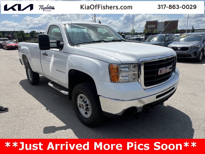 Used 2009 GMC Sierra 2500 W/T w/ Snow Plow Prep Package image 1