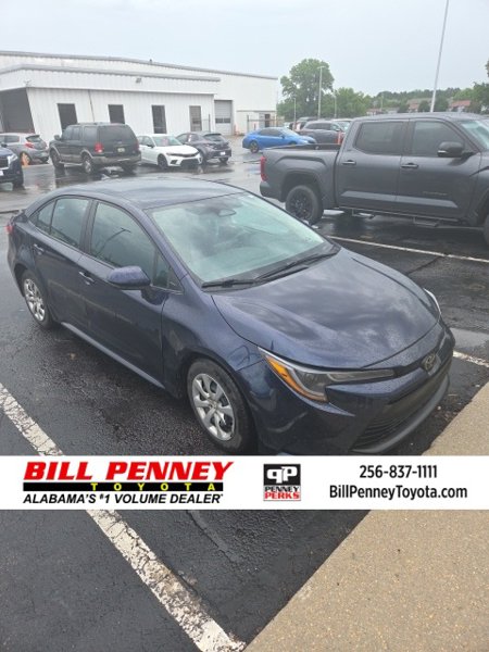 Used 2023 Toyota Corolla LE image 1