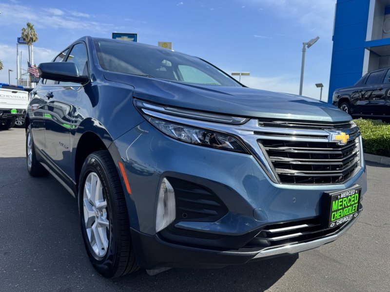 Used 2024 Chevrolet Equinox LT image 1