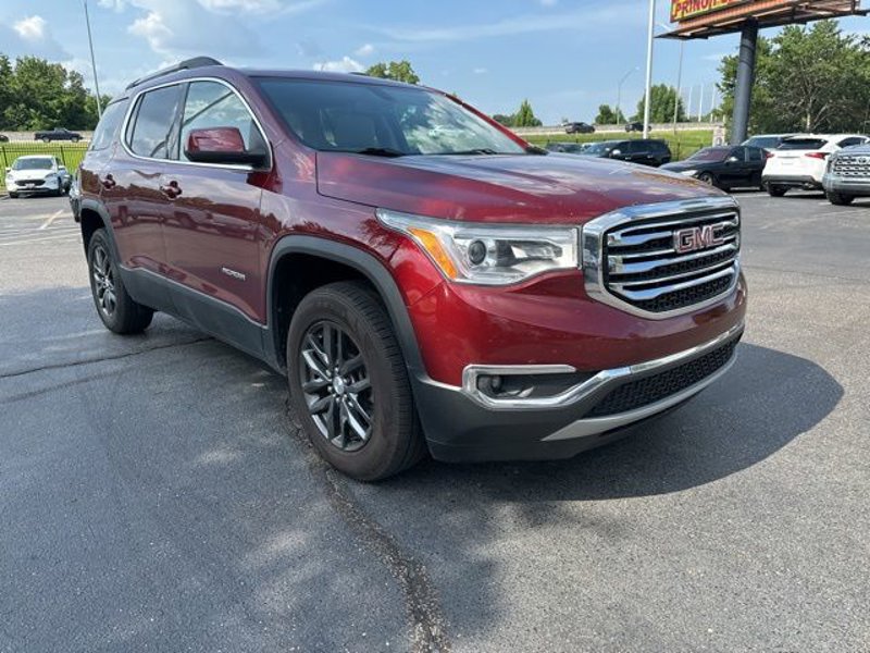 Used 2017 GMC Acadia SLT image 1