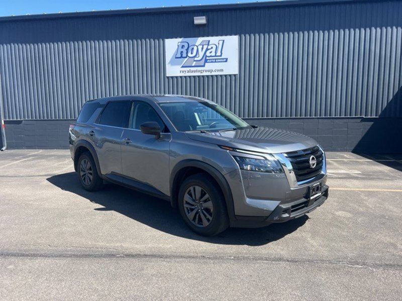 Certified 2024 Nissan Pathfinder S image 1