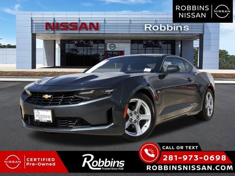 Used 2023 Chevrolet Camaro LT image 1