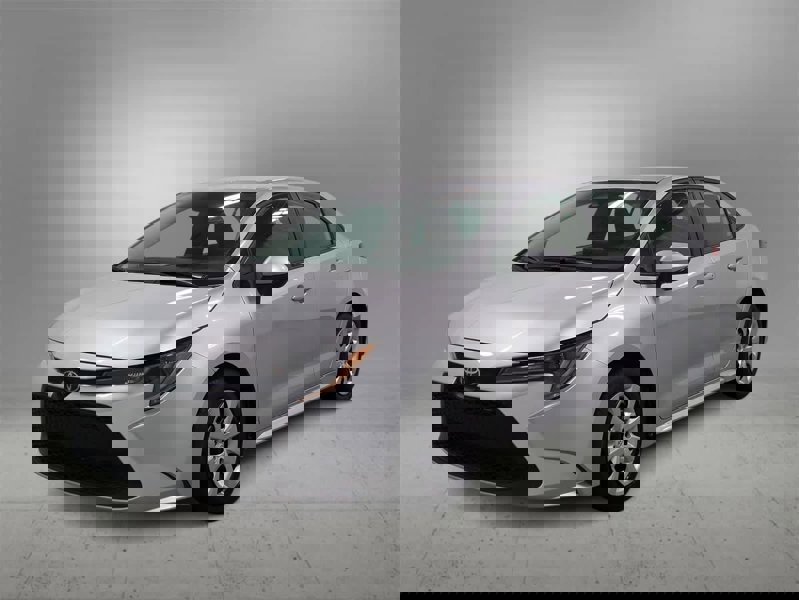 Used 2024 Toyota Corolla LE image 1