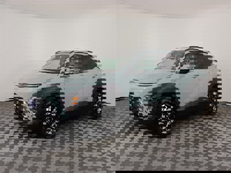 Certified 2024 Hyundai Kona SEL w/ Convenience Package image 1