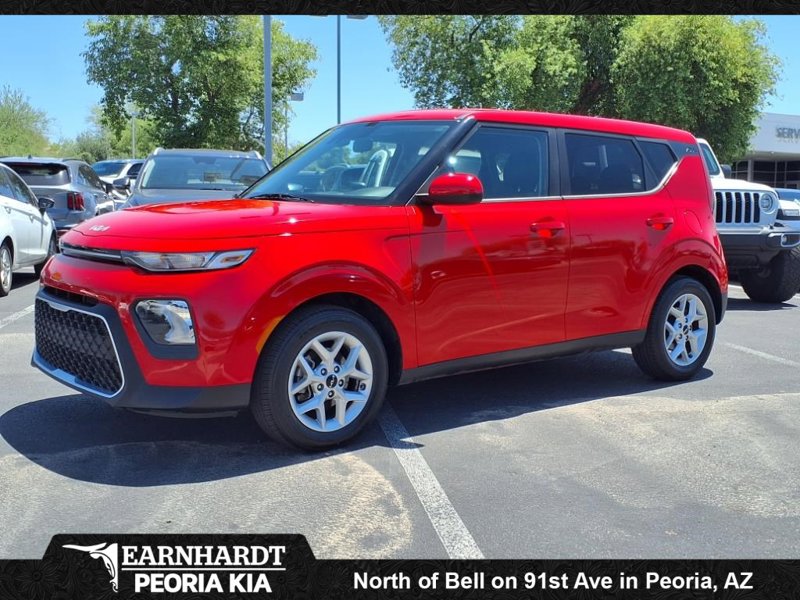 Certified 2022 Kia Soul LX w/ Technology Package image 1