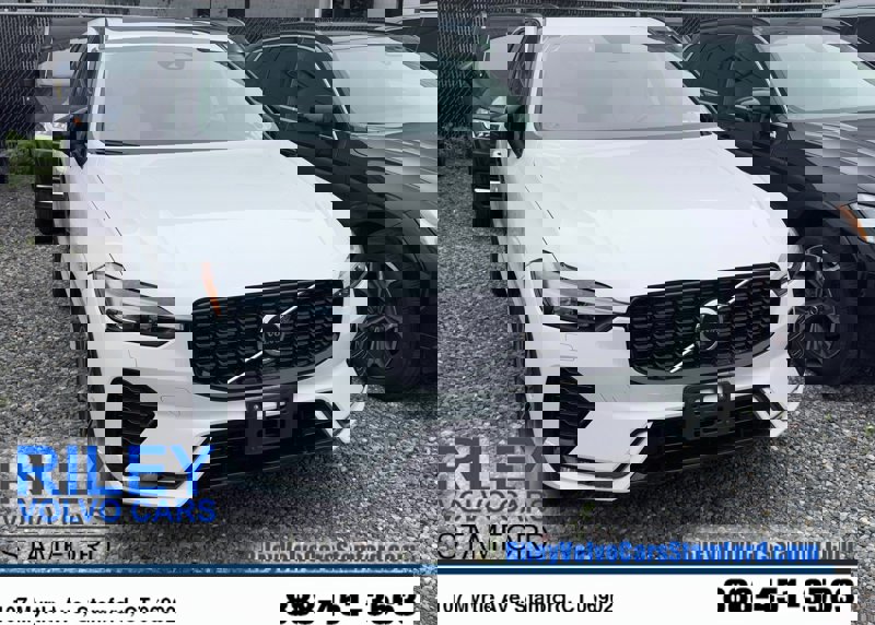Certified 2023 Volvo XC60 B5 Plus w/ Climate Package image 1