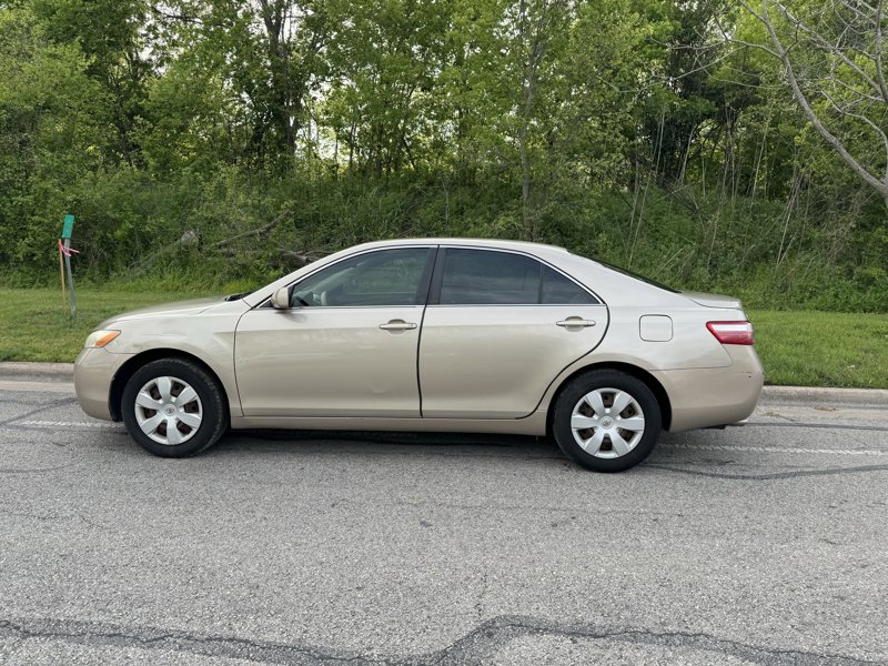 Used 2009 Toyota Camry V6 image 1
