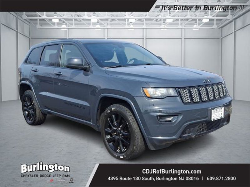 Certified 2018 Jeep Grand Cherokee Altitude image 1