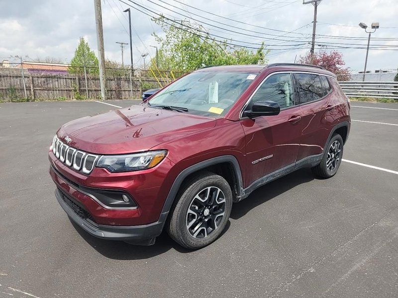 Certified 2022 Jeep Compass Latitude image 1
