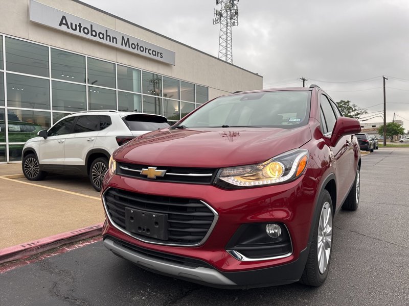 Used 2020 Chevrolet Trax Premier image 1
