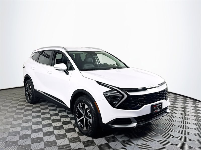 Certified 2025 Kia Sportage EX image 1