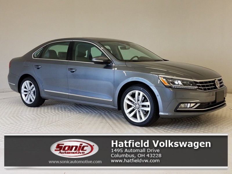 Used 2017 Volkswagen Passat 1.8T SEL Premium image 1