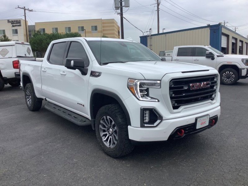 Certified 2022 GMC Sierra 1500 AT4 w/ AT4 Premium Package image 1