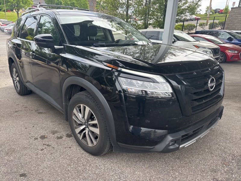 Certified 2022 Nissan Pathfinder SL w/ SL Black Package image 1