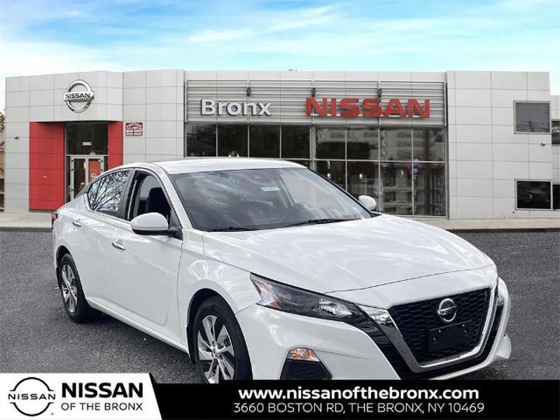 Certified 2022 Nissan Altima 2.5 S image 1