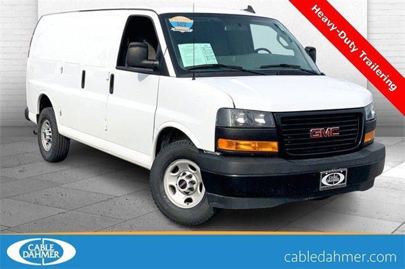 Used 2018 GMC Savana 2500 w/ Driver Convenience Package image 1