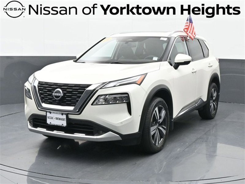 Certified 2022 Nissan Rogue Platinum w/ Head-Up Display Package image 1