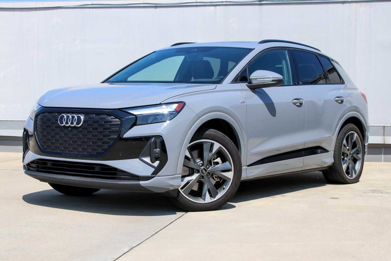 Certified 2024 Audi Q4 e-tron Premium w/ Convenience Package image 1
