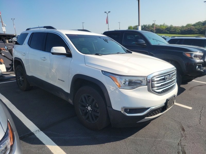 Used 2018 GMC Acadia SLT image 1