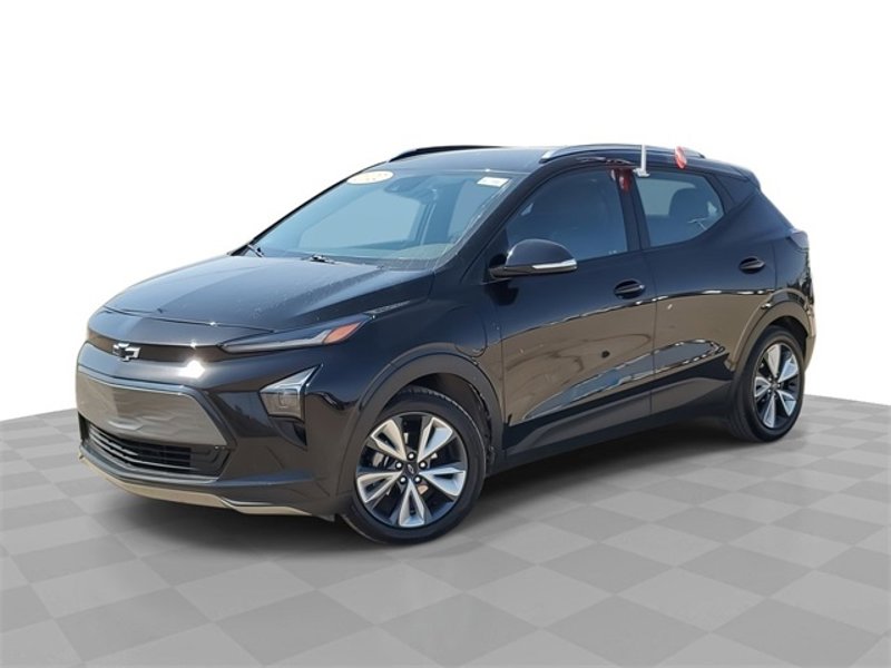 Certified 2022 Chevrolet Bolt EUV LT w/ Convenience Package image 1