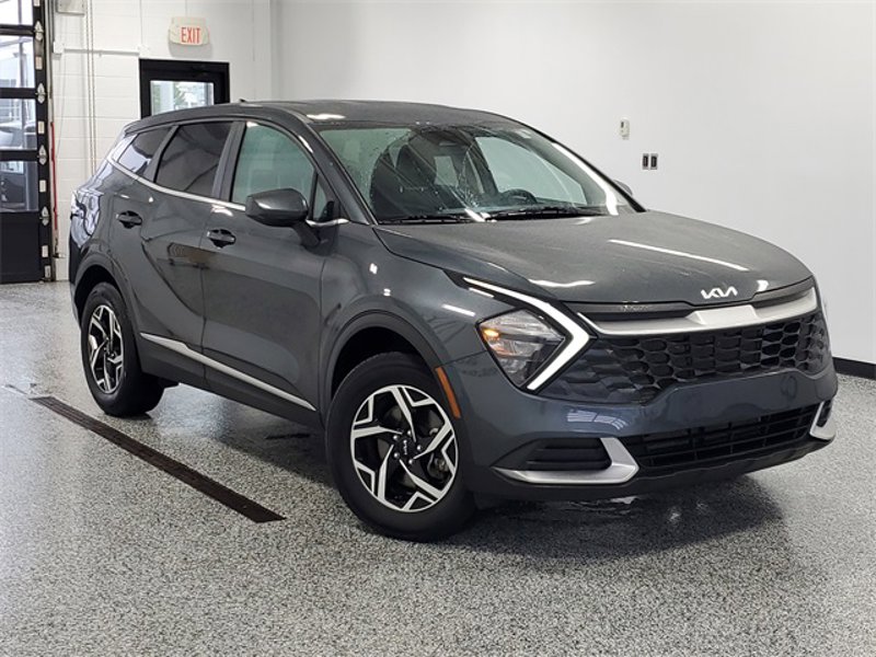 Certified 2023 Kia Sportage LX image 1