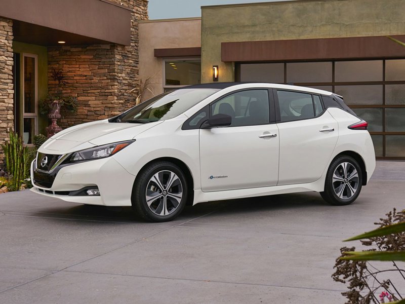 Used 2018 Nissan Leaf SV w/ SV Technology Package image 1