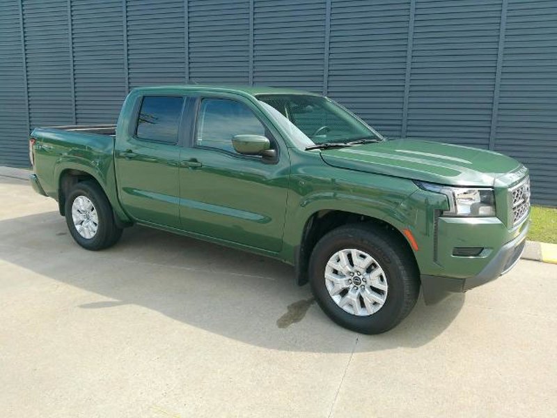 Certified 2022 Nissan Frontier SV image 1