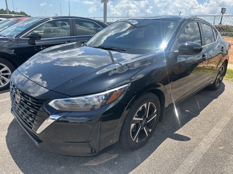 Used 2024 Nissan Sentra SV image 1