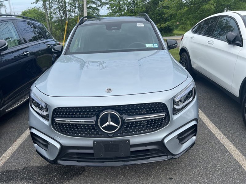 Certified 2025 Mercedes-Benz GLB 250 4MATIC image 1